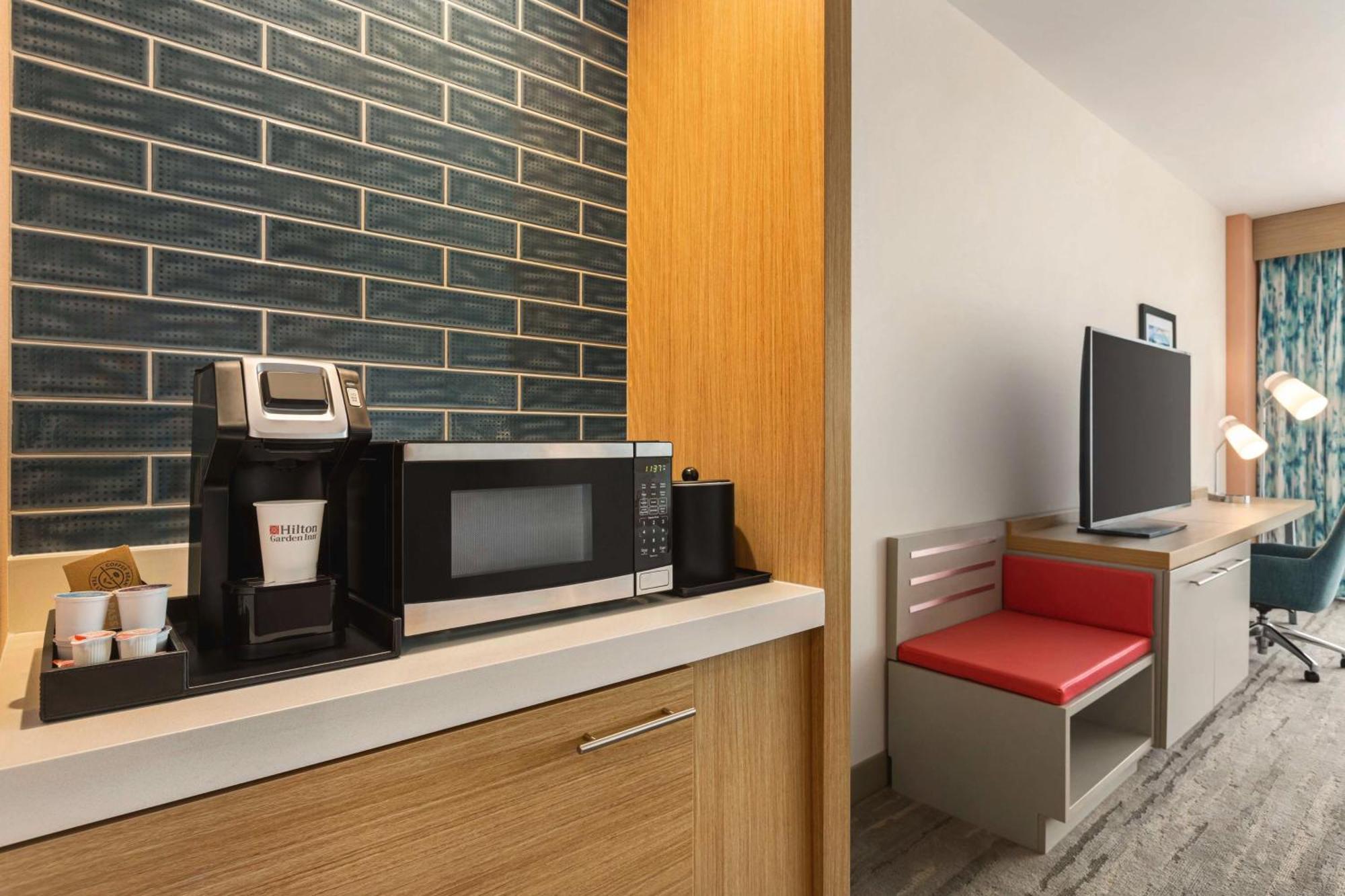 Hilton Garden Inn Nashville West End Avenue ภายนอก รูปภาพ